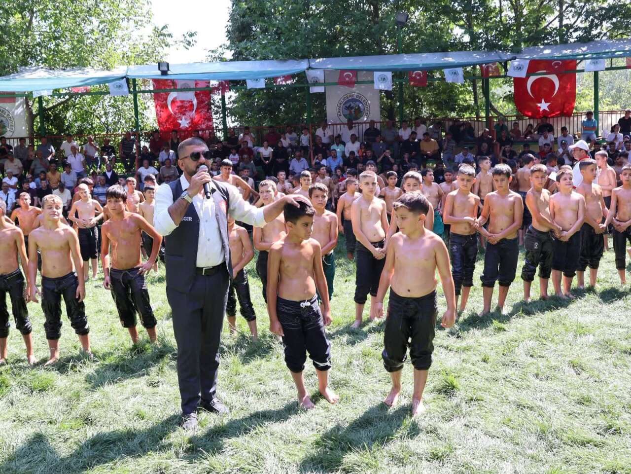 Mehmet Demir'den 32. Menteşe Beşpınar Yağlı Pehlivan Güreşleri'ne Destek Verenlere Teşekkür 2